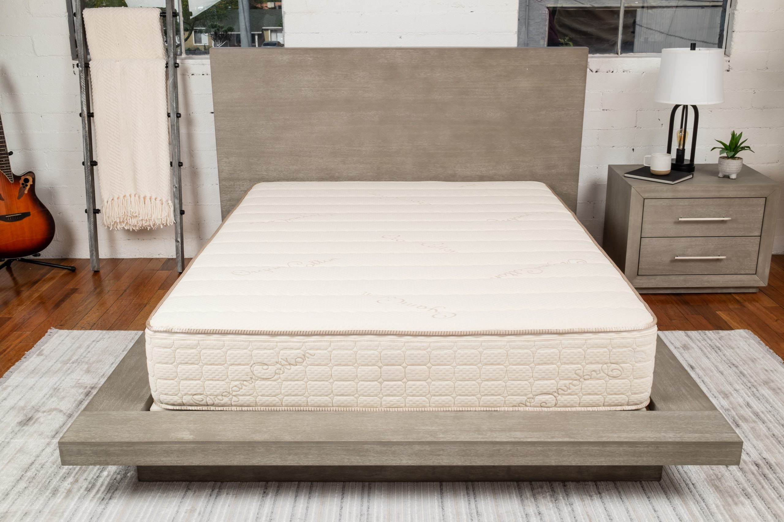 showroom mattress
